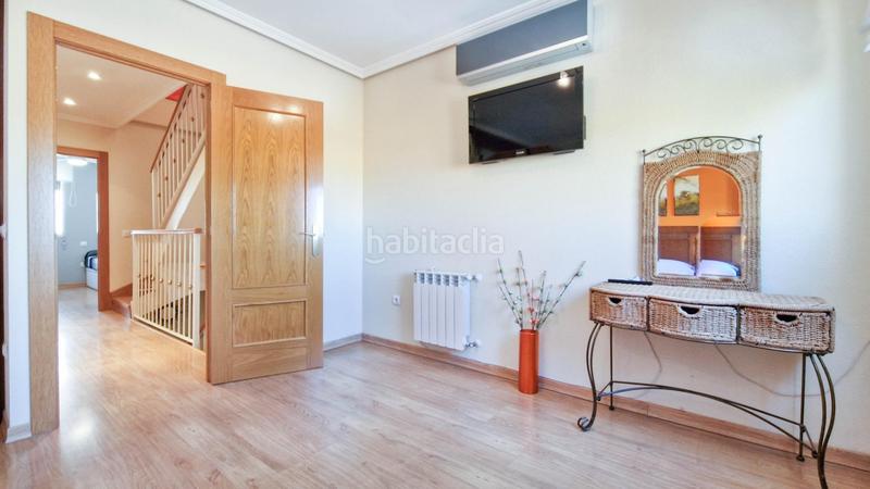 Foto c6de381b-0a60-494e-83d8-0ebd2386cde0. Casa adossada amb calefacció aparcament a Carretera de Sevilla - Los Montitos Badajoz