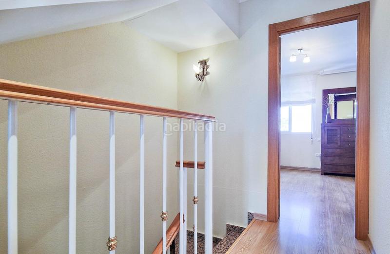 Foto e466316e-829d-4eb4-8bfb-02f38cbb560c. Casa adossada amb calefacció aparcament a Carretera de Sevilla - Los Montitos Badajoz