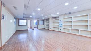 Alquiler Oficina en Avenida santiago ramon y cajal 5. Alquiler oficina en entreplanta edificio presidentecentro badajo