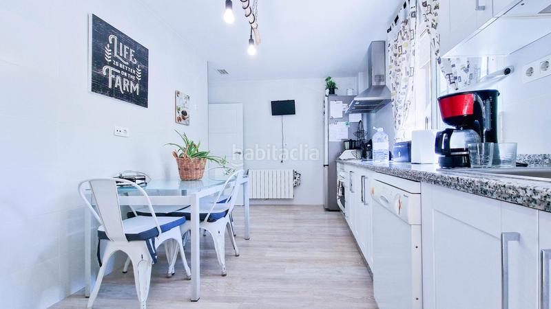 Foto 0b775454-2078-4c42-8ccb-497c3d5e22ca. Chalet with heating parking in Carretera de Sevilla - Los Montitos Badajoz