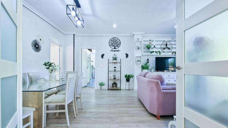 Foto 0d67c8e3-a30b-4820-9dbf-dc1a1a8cbf3f. Chalet with heating parking in Carretera de Sevilla - Los Montitos Badajoz