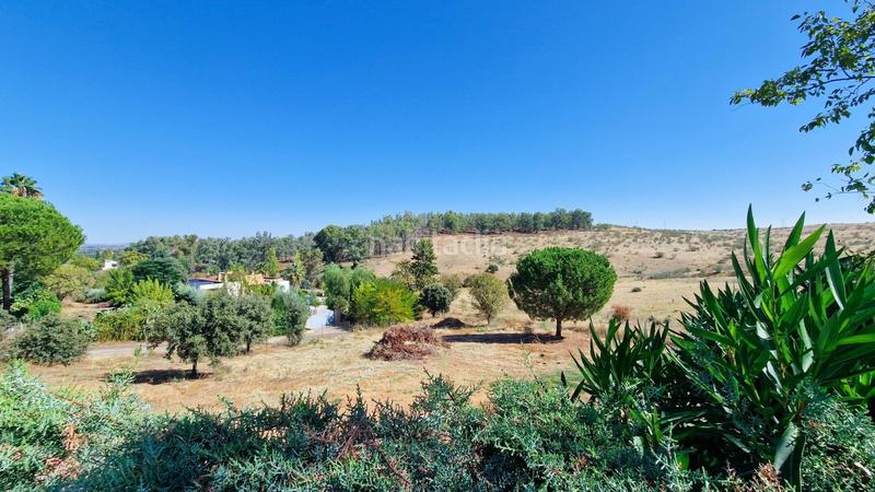 Foto 312c857a-0bf9-41d3-bbb0-7f28a4aa2f08. Chalet with heating parking in Carretera de Sevilla - Los Montitos Badajoz