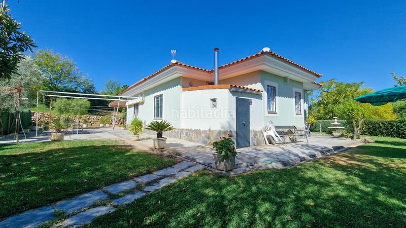 Foto 5f4af660-5a41-4210-aa65-23457e15a510. Chalet with heating parking in Carretera de Sevilla - Los Montitos Badajoz