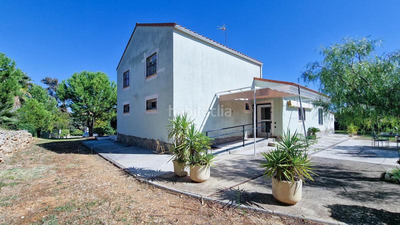 Foto 6948bec4-06b6-4c22-932b-dcc77deb76be. Chalet with heating parking in Carretera de Sevilla - Los Montitos Badajoz