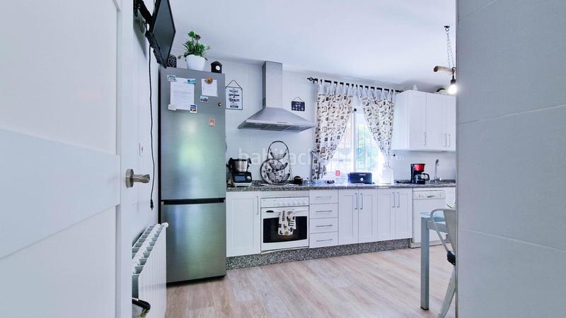 Foto 6a25fa0b-718c-4bd1-98b9-783b6c357843. Chalet with heating parking in Carretera de Sevilla - Los Montitos Badajoz