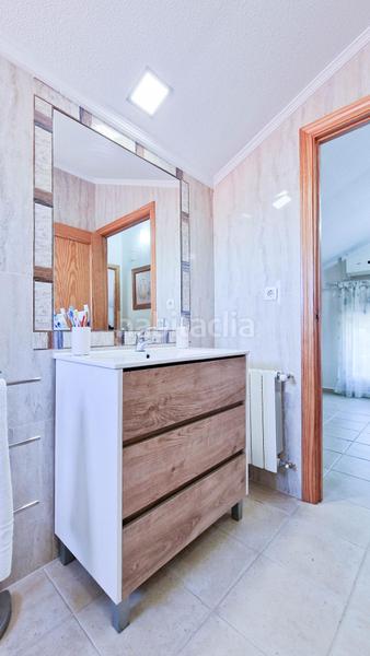 Foto 7df81ad4-cd1a-457b-b8a9-63012cb244fe. Chalet with heating parking in Carretera de Sevilla - Los Montitos Badajoz