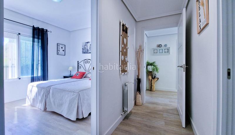 Foto e0ef3328-0263-49c5-a292-115a48042b0d. Chalet with heating parking in Carretera de Sevilla - Los Montitos Badajoz