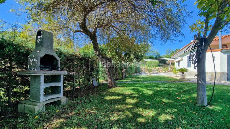 Foto e3f054ea-67cb-4c50-8fe5-d19eeb00c9ee. Chalet with heating parking in Carretera de Sevilla - Los Montitos Badajoz