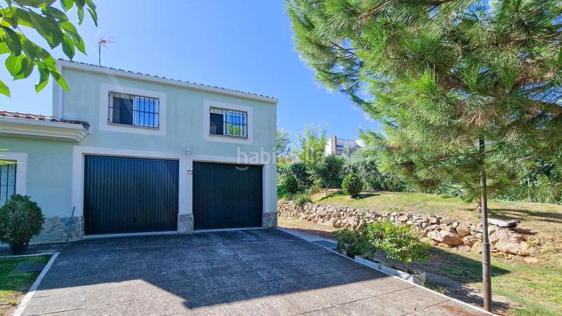 Foto e75a6bd6-7450-4f34-a4e9-c4d82a3f314a. Chalet with heating parking in Carretera de Sevilla - Los Montitos Badajoz