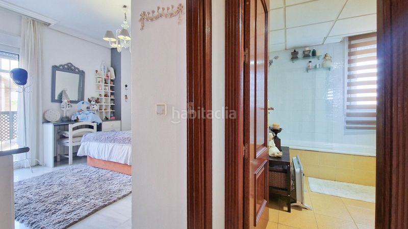 Foto 6dbde6a5-d906-4814-96aa-4050db4b8440. Casa adossada amb aparcament piscina a Valdepasillas - La Paz - Huerta Rosales Badajoz