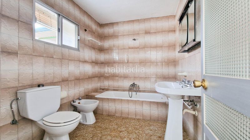 Foto 3c372bb0-994b-47b3-ab7f-25efaecaea59. Casa amb aparcament a pedanías de Badajoz Badajoz
