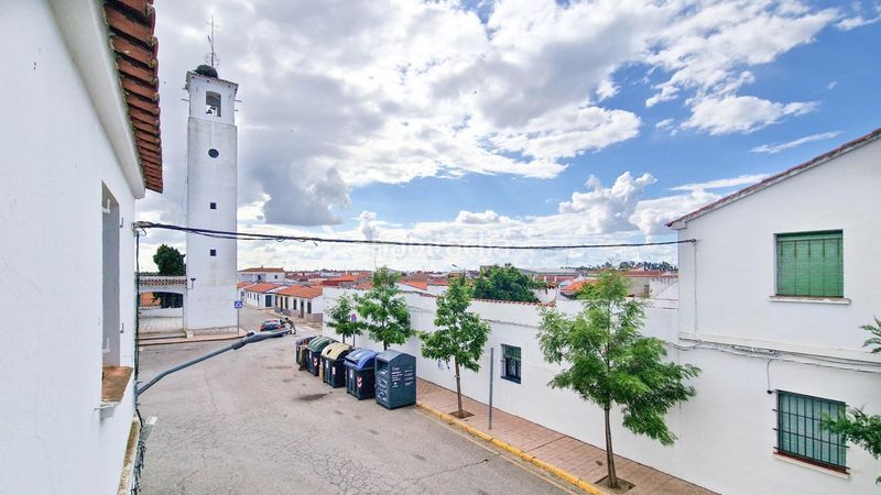 Foto 6ac86beb-4cb3-4821-bc91-cf9f5e9180be. Casa amb aparcament a pedanías de Badajoz Badajoz