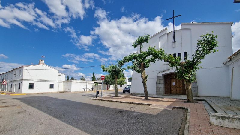 Foto e52c6b91-05a0-4728-9f7e-99cd1b9780b7. Casa amb aparcament a pedanías de Badajoz Badajoz