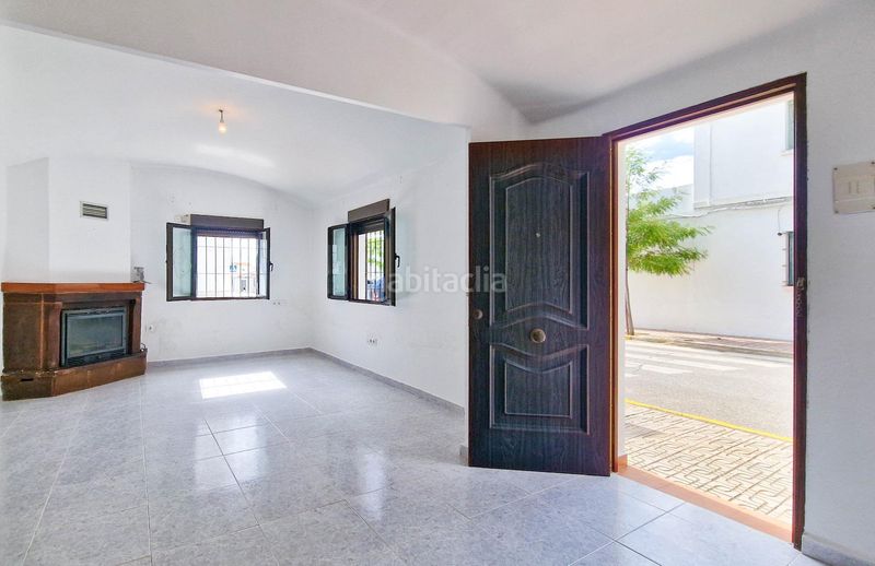 Foto f726ae64-9a0e-498c-a994-dfc5423fa01f. Casa amb aparcament a pedanías de Badajoz Badajoz