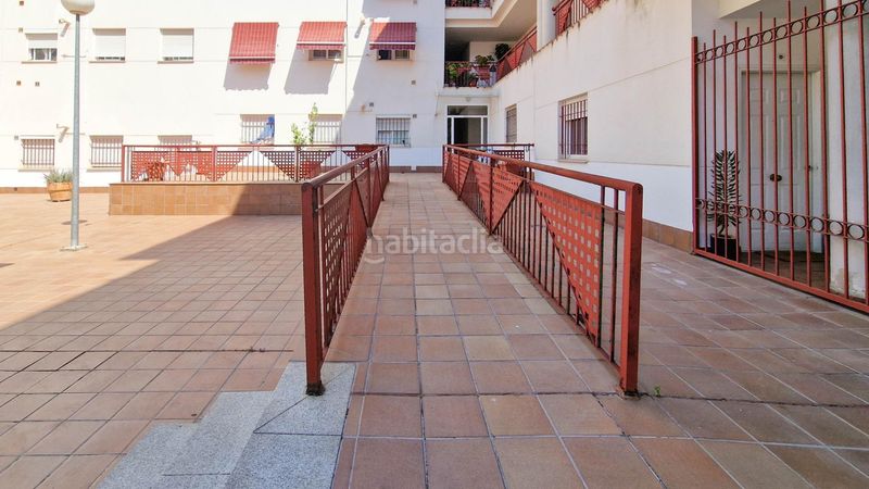 Foto a747967a-7427-4210-a88f-03c8e6e26924. Pis amb aparcament a La Estación Badajoz