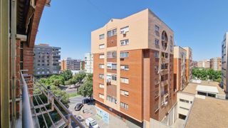 Lloguer Pis  Fernando garrorena. Piso para estudiantes en valdepasillas  con 3 habitaciones y exc