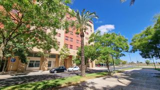 Piso  Calle eugenio garcia estop. Pìso en venta ronda norte tres dormitorios, dos baños con garaje