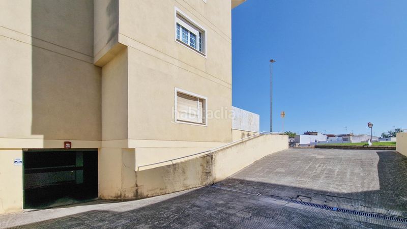 Foto bf2f93cf-16f0-4881-8688-f097ece329f6. Rent flat with heating parking pool in Avenida Elvas Badajoz