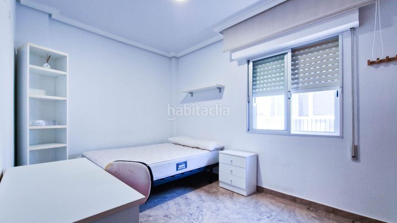 Foto e403d747-93b3-4750-ae1c-a6c8a8f48e42. Lloguer pis a Valdepasillas - La Paz - Huerta Rosales Badajoz