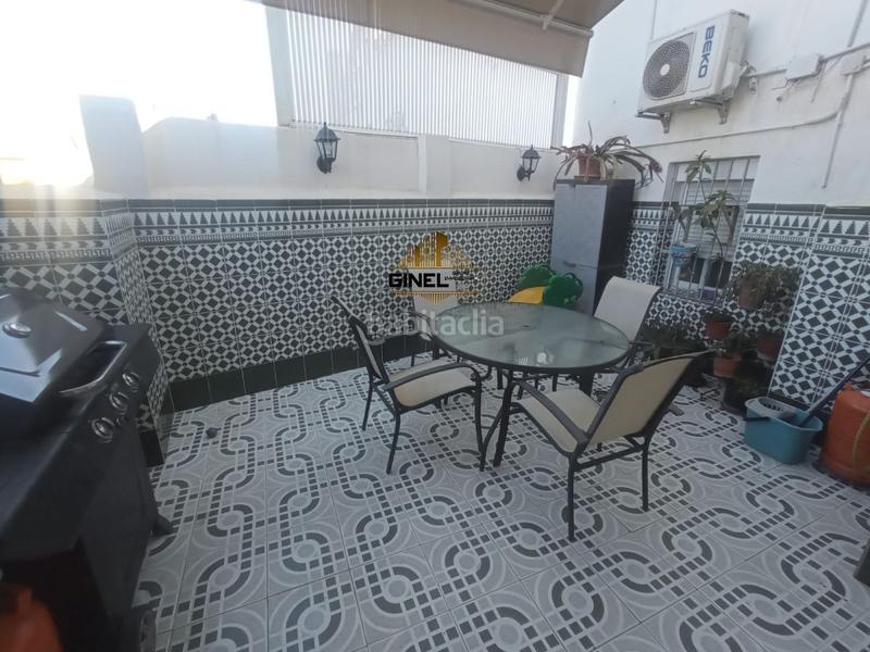 Foto 171e0200-cbf9-4eaa-bd9a-5131353f7606. Casa amb calefacció a Ctra. Circunvalación - La Magdalena Jaén