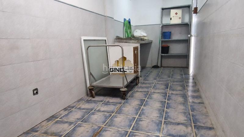 Foto 2cf39983-302c-4020-a9a4-178027657388. Affitto locale commerciale in Avda de Madrid - Pº de la Estación Jaén