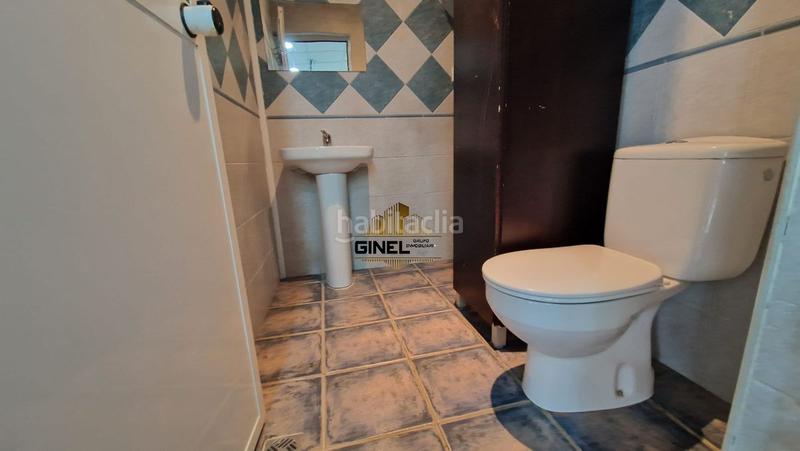 Foto d9860d26-fcd7-4326-b643-c12fd1d2f1b3. Lloguer local comercial a Avda de Madrid - Pº de la Estación Jaén