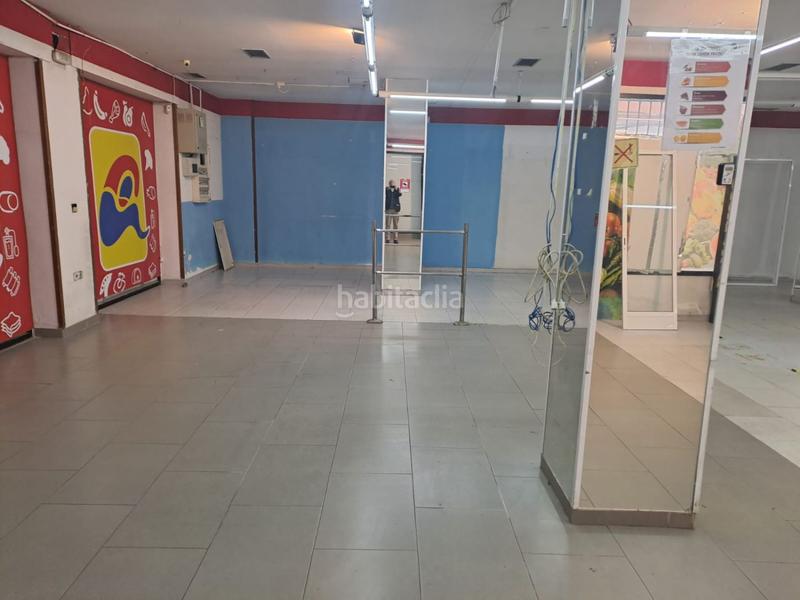 Foto 218afbd0-af71-47cc-9aea-a7ca5d9b5844. Lloguer local comercial a Linarejos Linares