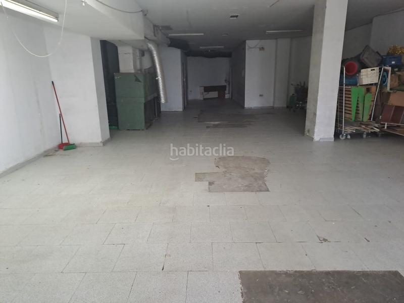 Foto f1d6a531-b290-40ea-9126-ed34fdbe5e38. Lloguer local comercial a Linarejos Linares