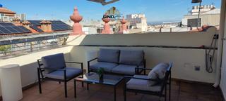 Rent Penthouse in San Bartolomé - Millán de Priego. Atico en alquiler en diputación, 1 dormitorio.