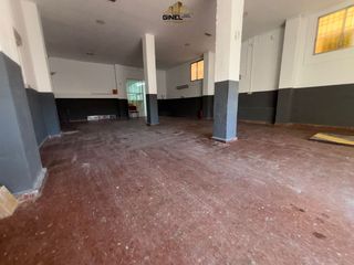 Lloguer Local Comercial a La Salobreja. Local com. en alquiler en avda. granada, 1 despacho.