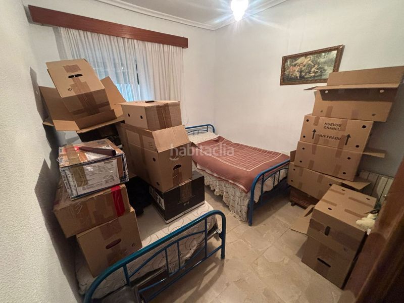 Foto 47e381a9-e334-4fb5-9cdf-6866a74e2088. Chalet  en venta en peñamefécit casas de peñamefécit, 6 dormitorios. en Jaén