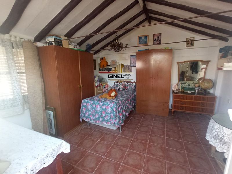 Foto 2707a65e-bf8f-41df-a818-39a6243690f6. Casa amb aparcament a Ctra. Circunvalación - La Magdalena Jaén