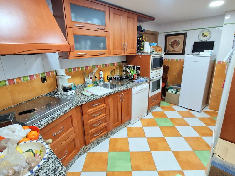 Foto 70f7d7e4-7212-4d78-a556-4064694d6845. Pis amb calefacció aparcament a Peñamefecit - Avda Barcelona Jaén