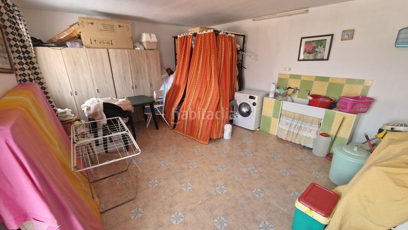 Foto b5835ec7-65c9-447f-a41b-3b3777a91c66. Casa a Ctra. Circunvalación - La Magdalena Jaén
