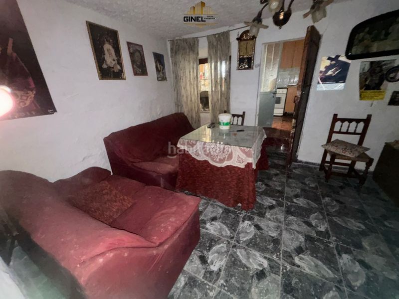 Foto 0603debb-b32f-42be-af72-76c327b2bb85. Casa adossada amb aparcament a Alcaudete