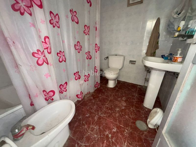 Foto 164dc7b2-e6fb-4ed4-8c29-9e9cec5d77e3. Casa adossada amb aparcament a Alcaudete