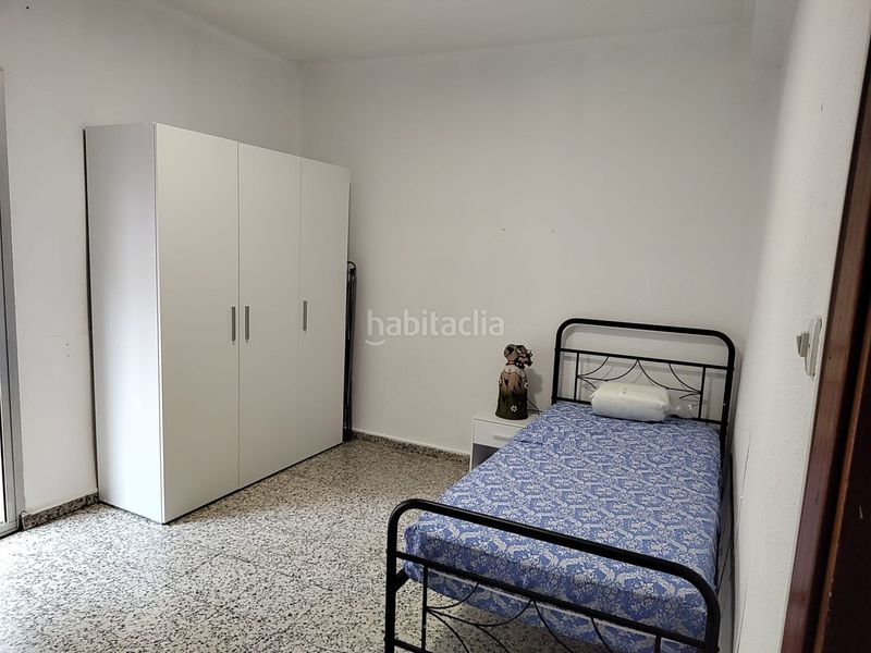 Foto f5d8716e-3e7b-42b0-b821-3976f9c0f90f. Lloguer pis a Peñamefecit - Avda Barcelona Jaén