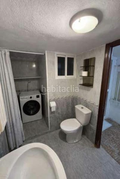 Foto af3e4824-7a0f-4786-8882-d452f3603683. Casa adossada a Santa Isabel Jaén
