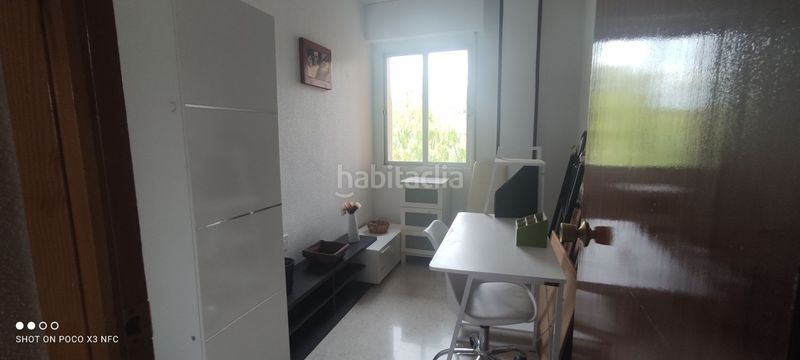 Foto 4814cbd1-eeb3-4d88-b4e0-1ea2b328c756. Pis amb aparcament a Villares (Los)