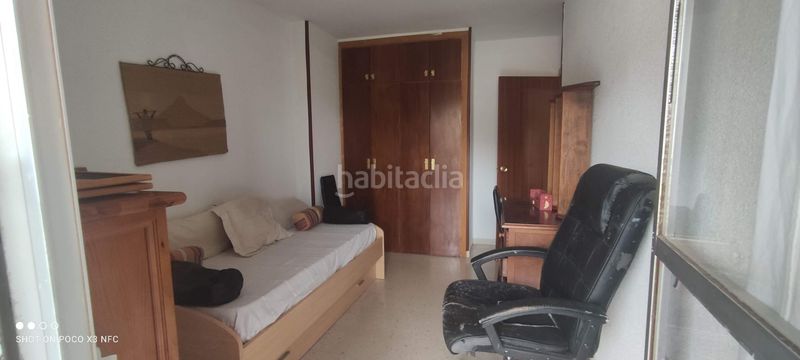 Foto 5bb9cb3e-ea02-4042-8523-4c6435d07b12. Pis amb aparcament a Villares (Los)