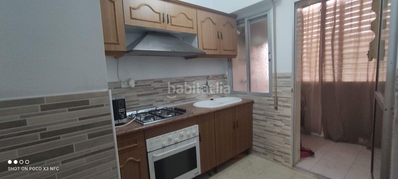 Foto d443860e-8119-4276-b37d-20b857dfce4d. Pis amb aparcament a Villares (Los)