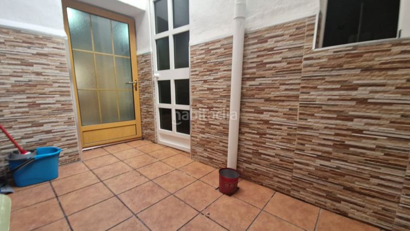 Foto 35b3561a-00c9-4f52-b547-2b5d036a1431. Casa adossada amb calefacció a San Felipe - El Almendral - La Merced Jaén