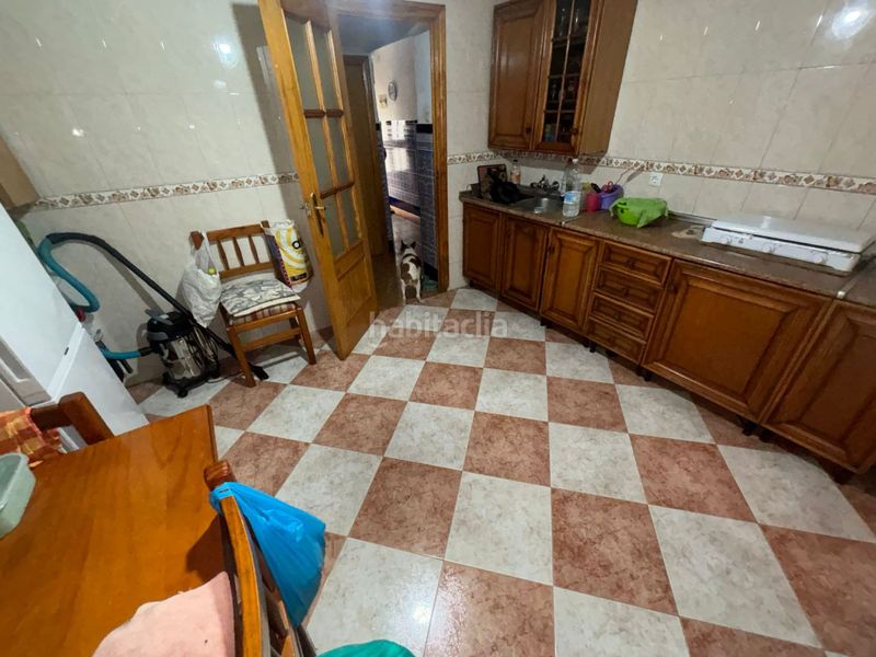 Foto 8a21b292-4d67-4416-b6db-eb4c7433d562. Casa adossada a Santa Isabel Jaén