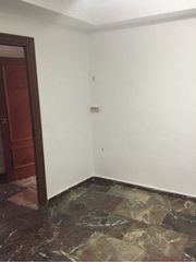 Miete Büro  Bernabé soriano. Oficina en alquiler en centro, 3 dormitorios.
