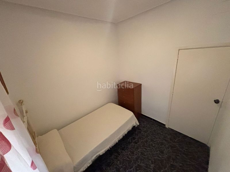 Foto c3a190b6-ce4c-4907-a916-28b4babcb2d9. Rent flat in Peñamefecit - Avda Barcelona Jaén