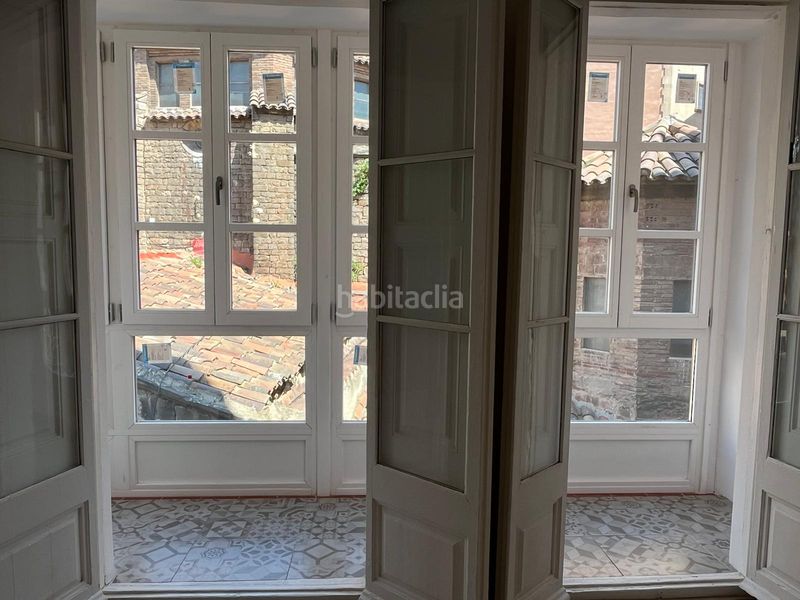 Foto a80bcab6-cebd-4098-a718-52bf06b9164a. Pis a Gòtic Barcelona