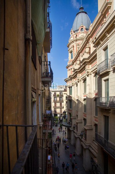 Foto bbb431c9-04df-4109-9891-019f18127b98. Pis a Gòtic Barcelona