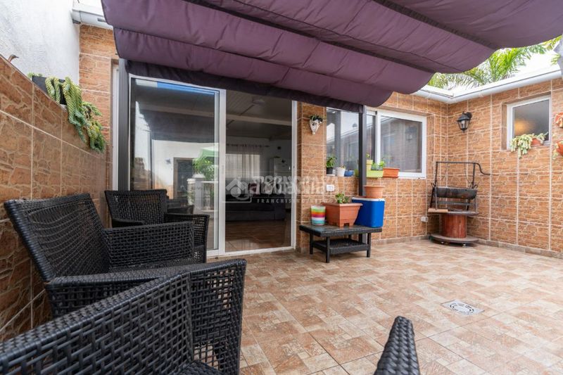 Foto a29fc146-3a8a-4e98-b256-9b02444809ae. Casa a Arico