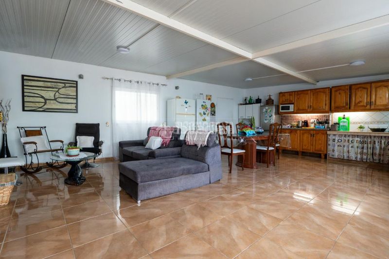 Foto d4c590ab-e45d-42d3-9423-8dd3ae2dee7e. Casa a Arico