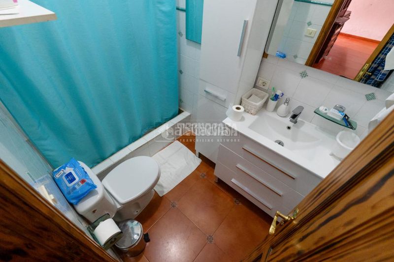 Foto f2de51b9-1b5e-4bc1-b721-713b3bc3ada5. Casa a Arico